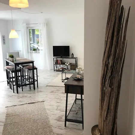 Schoene Nahe Heidelberg *