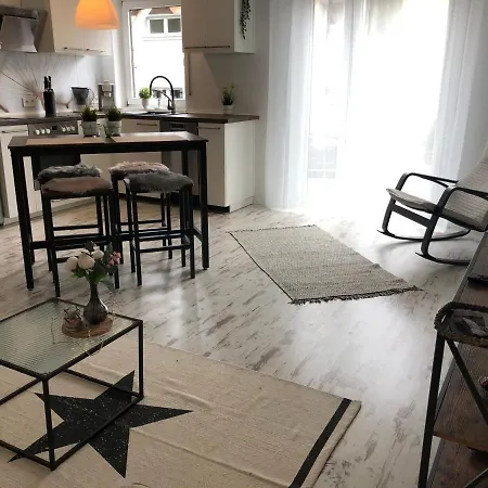 Schoene Nahe Heidelberg דירה *