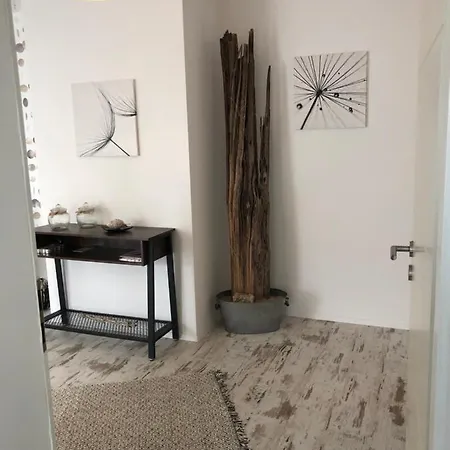 דירה Schoene Nahe Heidelberg *