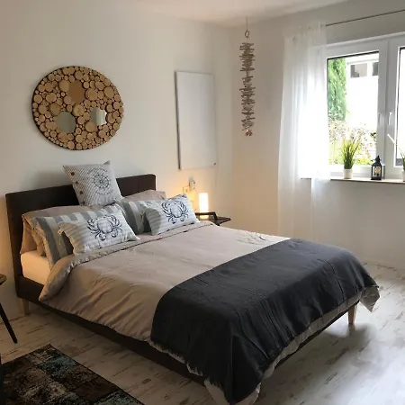 Schoene Nahe Heidelberg Apartamento *